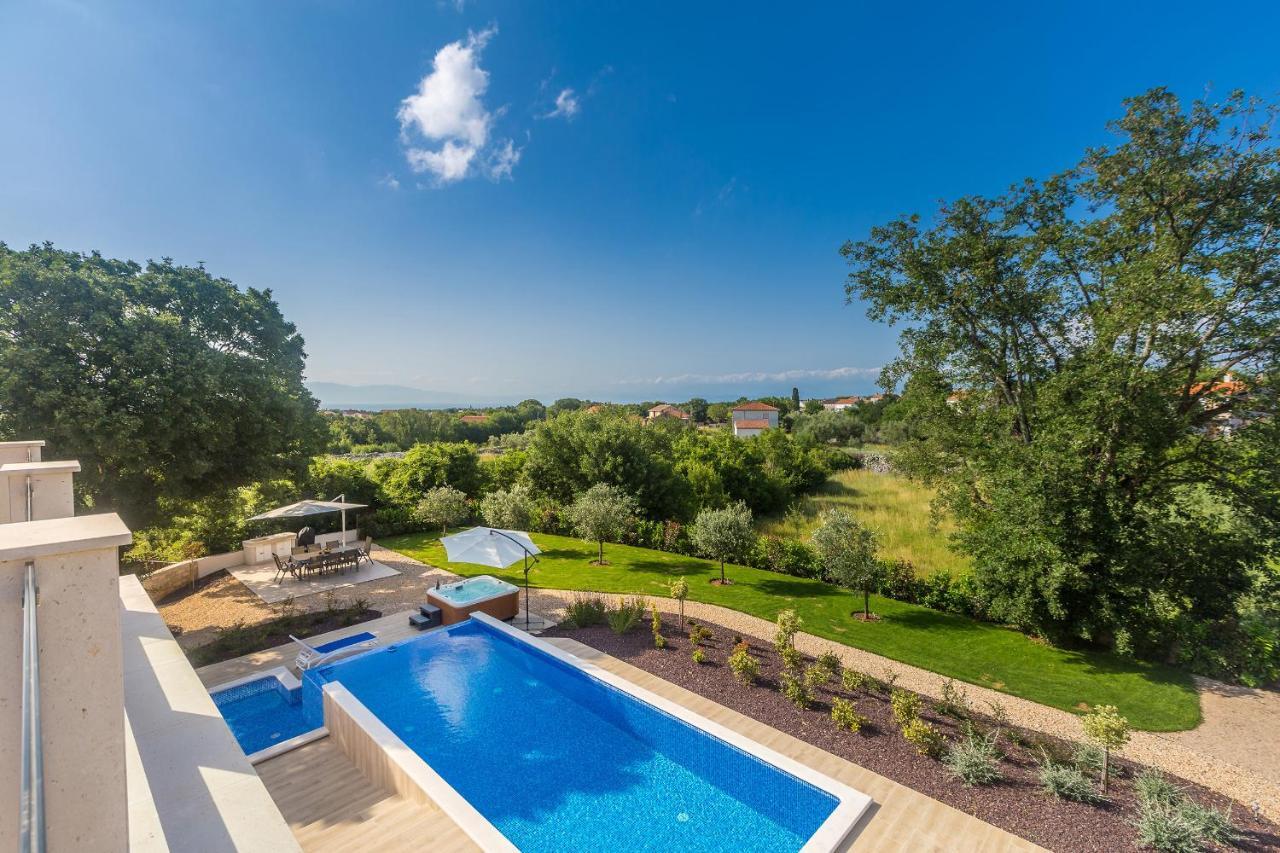 Villa Roko Malinska Buitenkant foto