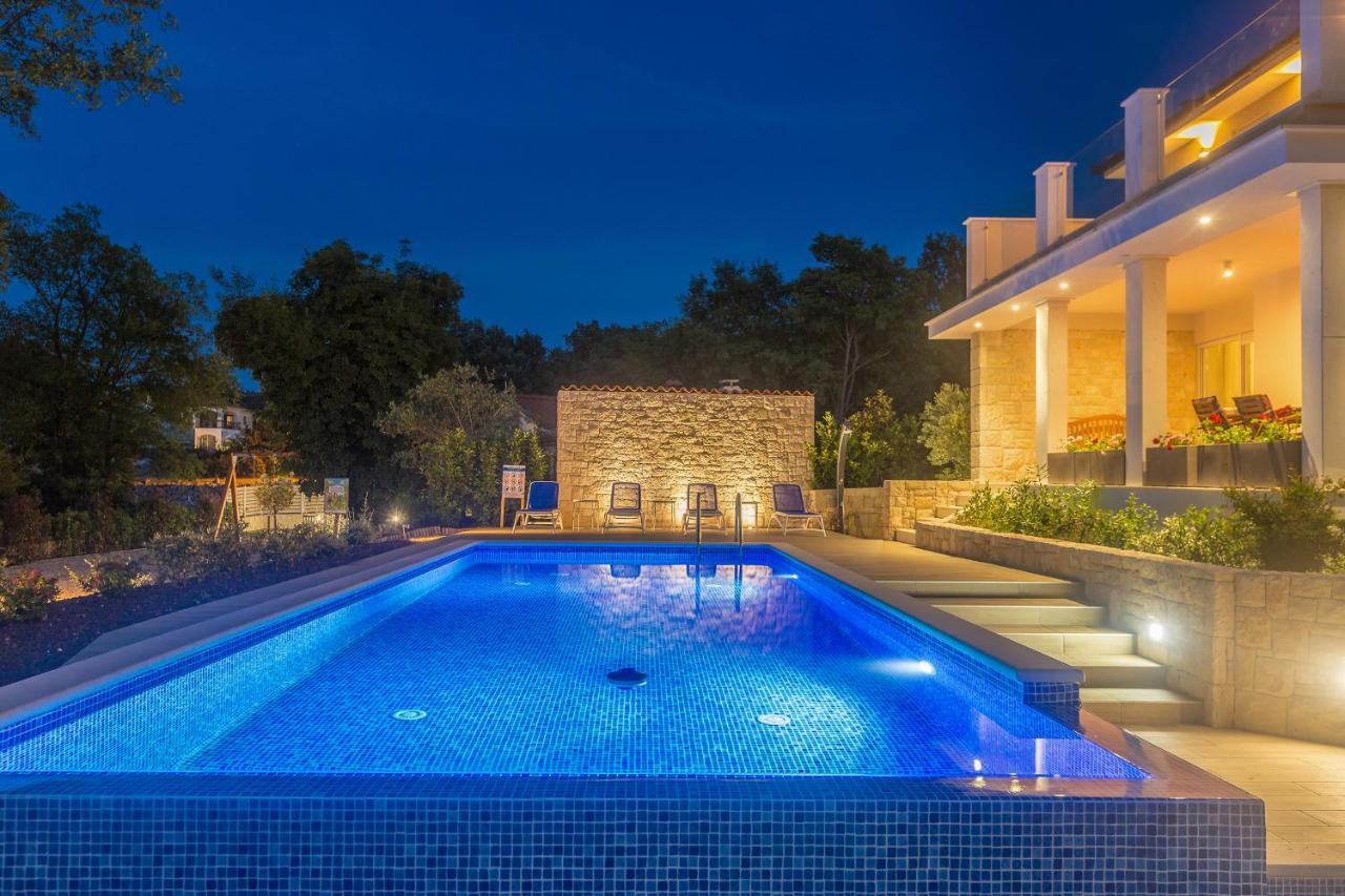 Villa Roko Malinska Buitenkant foto