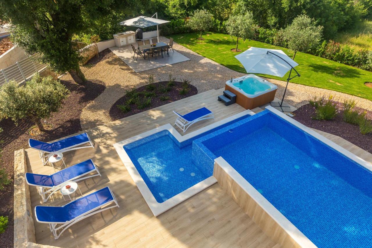 Villa Roko Malinska Buitenkant foto